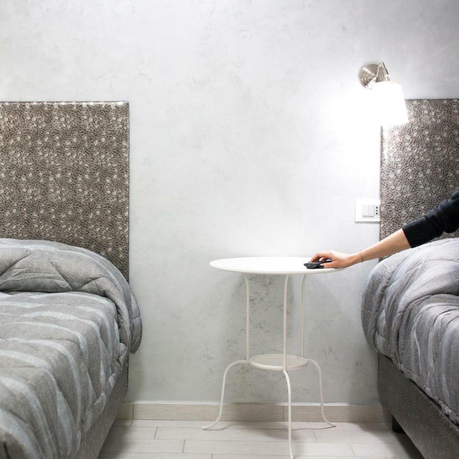 Tibur Star Guest House Roma Esterno foto