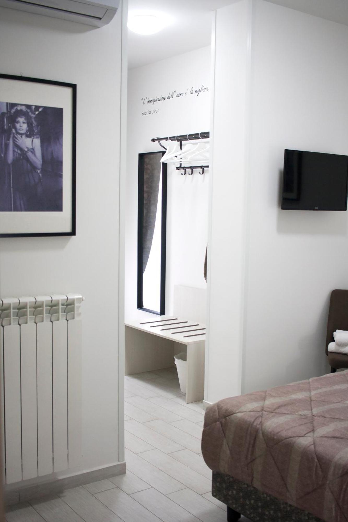 Tibur Star Guest House Roma Esterno foto