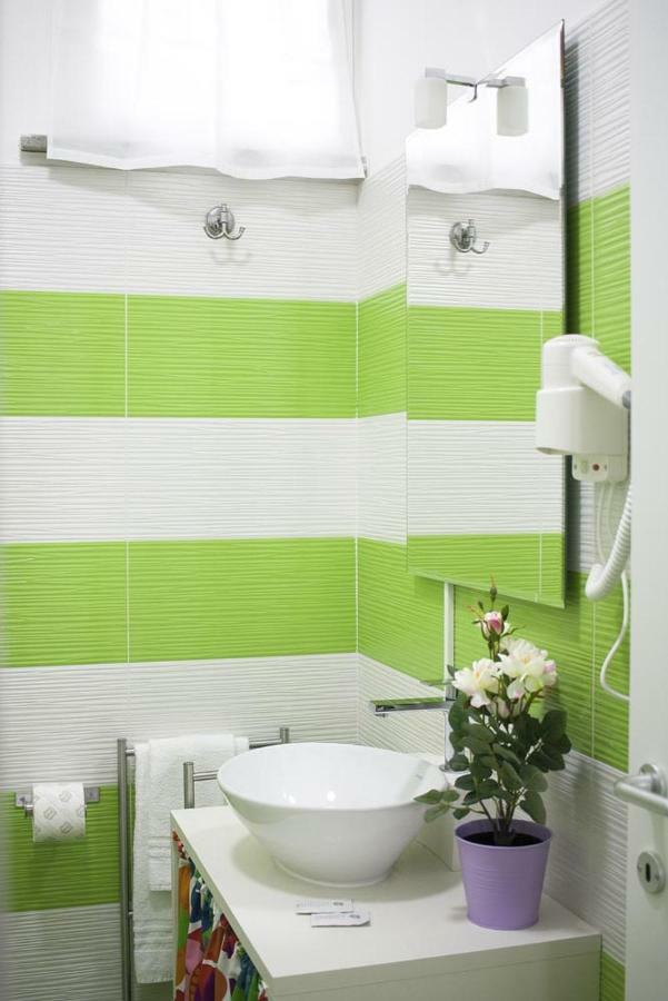 Tibur Star Guest House Roma Esterno foto